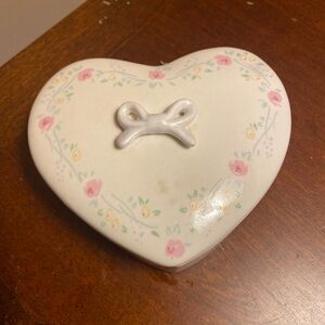 Ceramic Heart Box